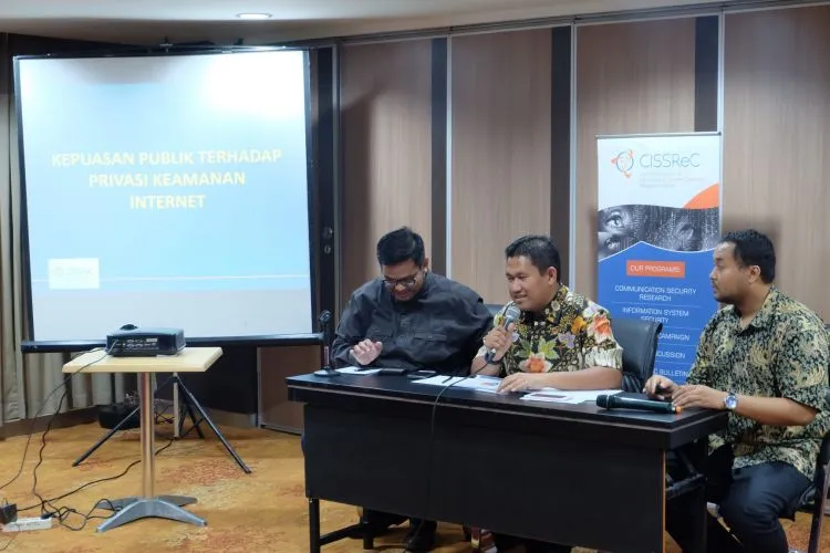 ALBUM FOTO: Pemaparan Hasil Survey Riset CISSReC 2017